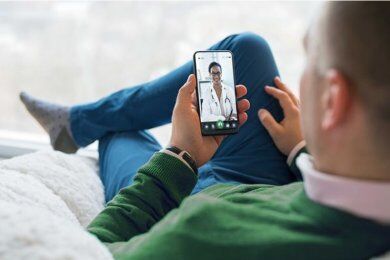 Teleatendimento para Turistas do Guarujá: Saúde e Conforto em Suas Férias